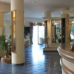 Blu Tropical Hotel 4*
