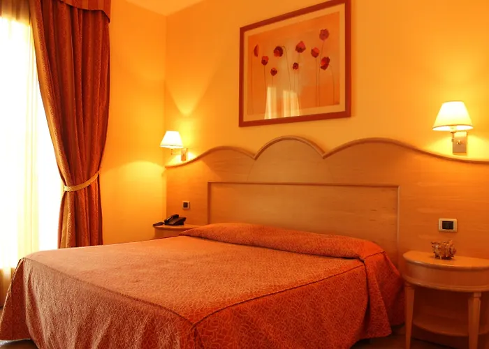 מלון Blu Tropical 4*