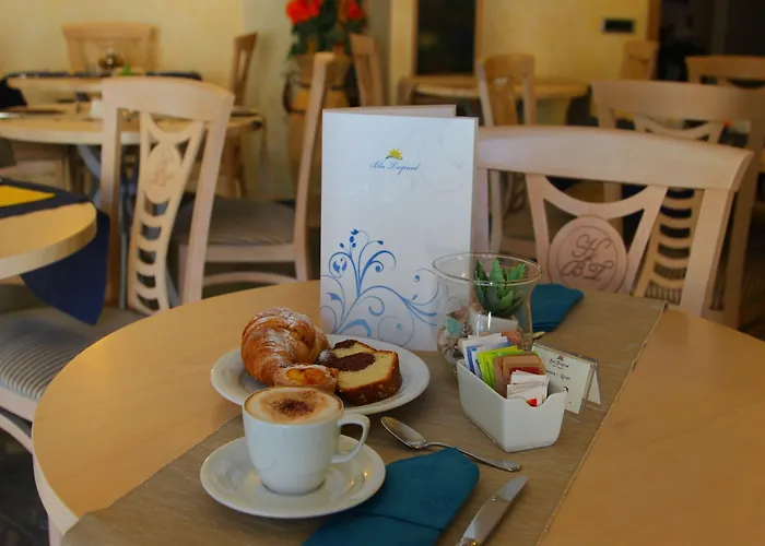 מלון Blu Tropical 4*