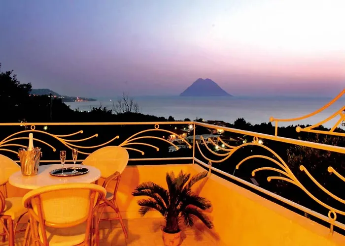 Blu Tropical מלון זמברונה