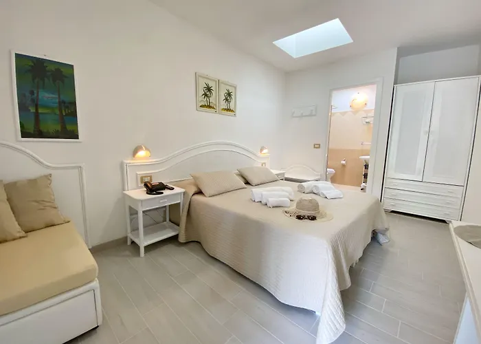 מלון Blu Tropical זמברונה