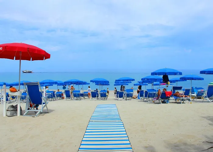 Blu Tropical מלון 4*