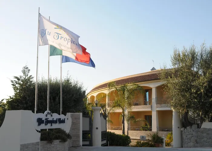 מלון Blu Tropical