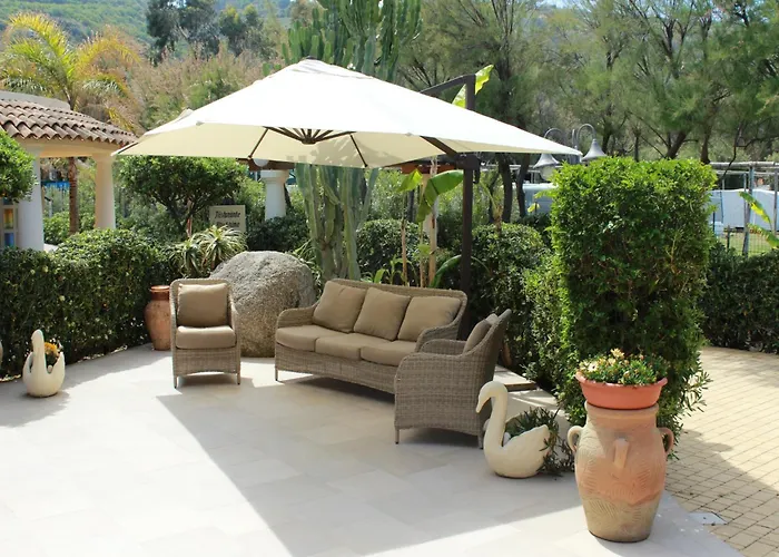 Blu Tropical 4* זמברונה